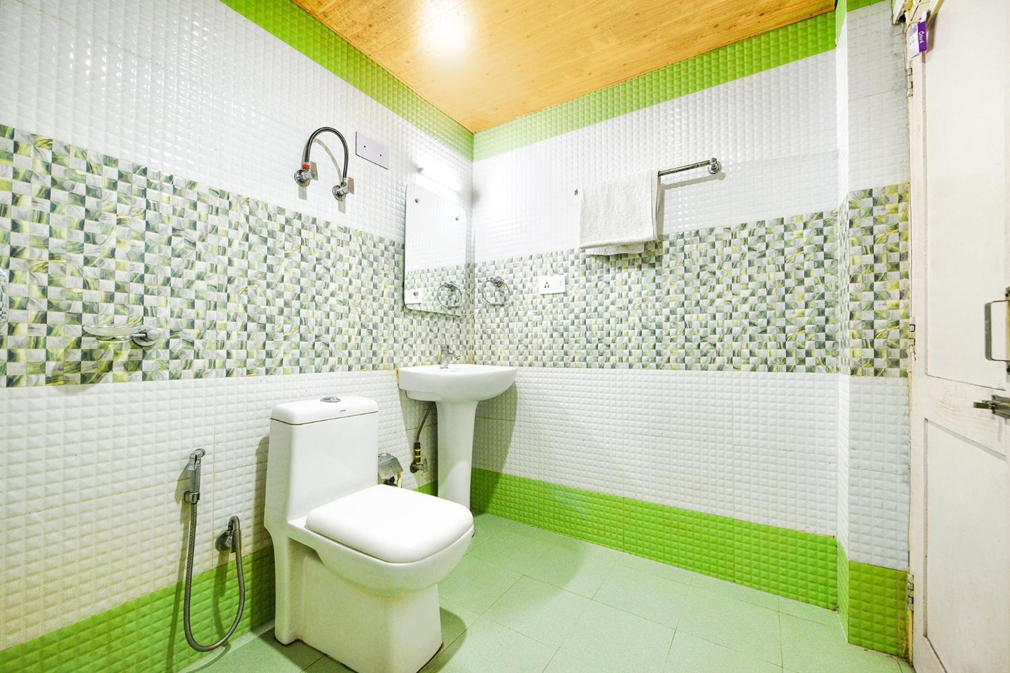 מנאלי Fabhotel Anant Meadows מראה חיצוני תמונה